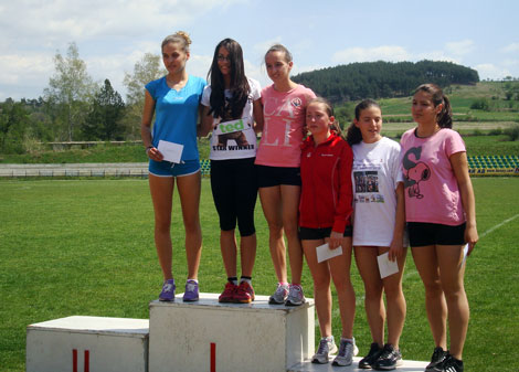 Лека-атлетика-Лушка