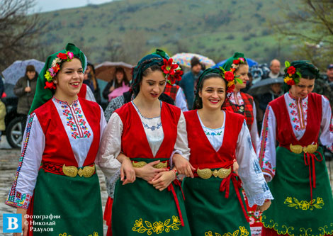 попинци-кукери