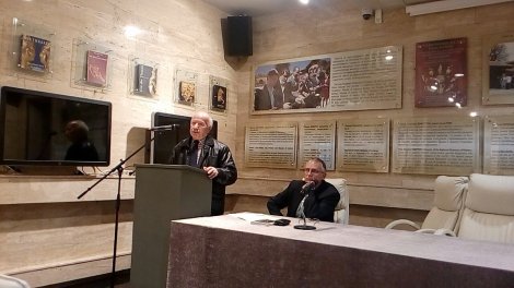 30232866_10204368846377292_1692396284_o