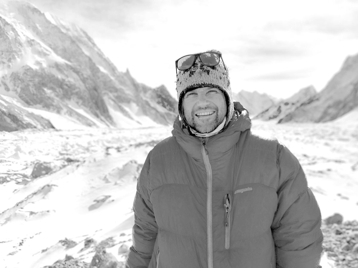 Спомен за покорителя на върховете, Атанас Скатов